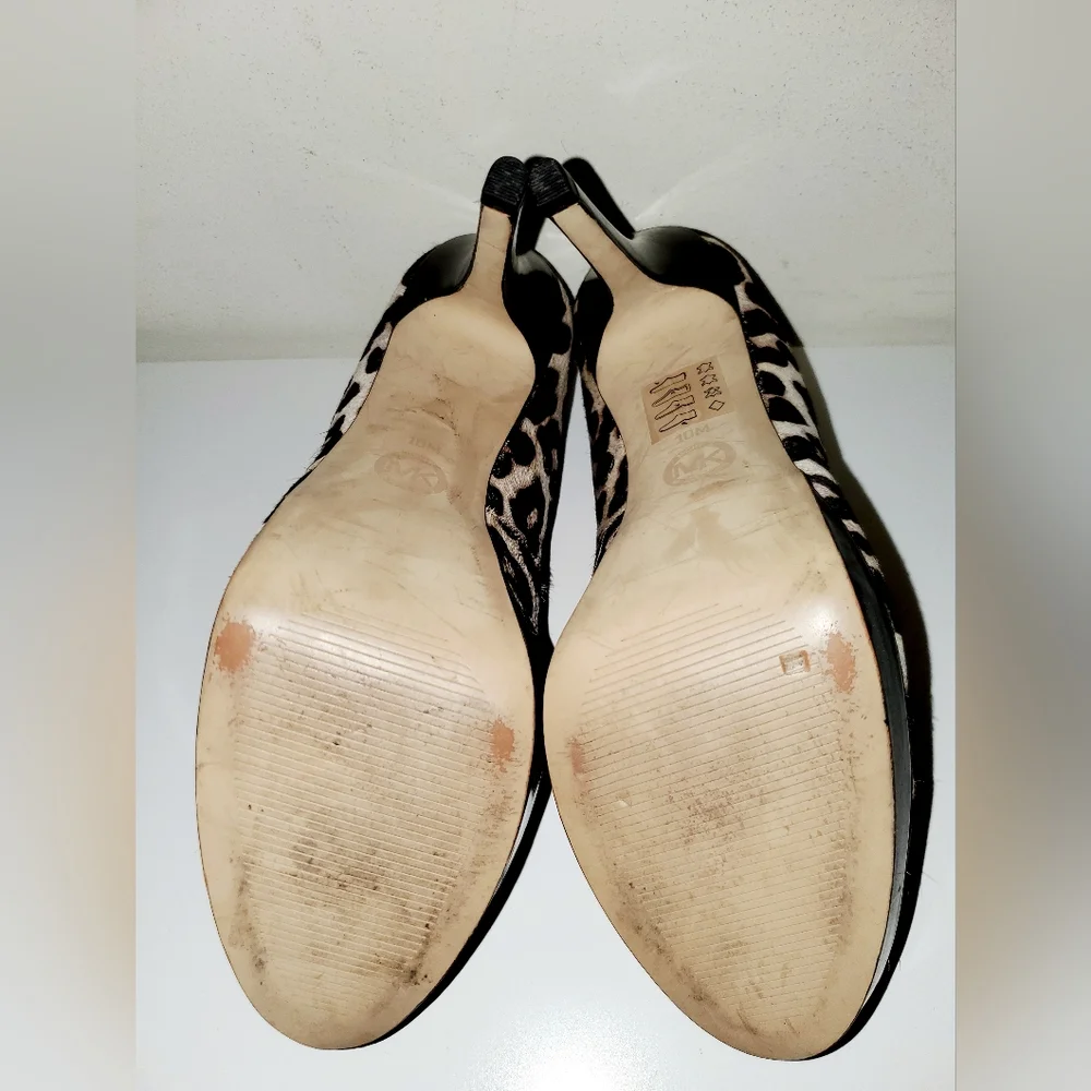 MICHAEL KORS MK Flex Mid Pump Cream Printed Haircalf Cheetah Print Size: 10M EUC - Picture 6 of 10